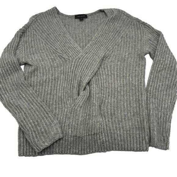 Ann Taylor MEDIUM twist criss cross fuzzy‎ v neck gray knit sweater pullover top - Picture 2 of 6